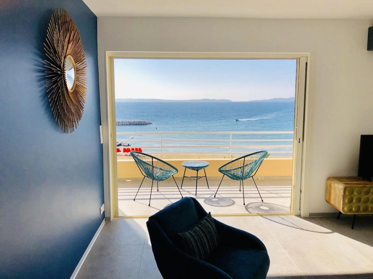 T3 Front De Mer Dernier Etage Vue Mer Petit Havre De Paix Pour Vos Vacances Emplacement Unique Vue Mer Panoramique A 180 Degres Pour Ce T3 En Face De La Plage Front De Mer Vue Sur Les Iles 5 Et Dernier Etage Avec Ascenseur لو لا فاندو المظهر الخارجي الصورة